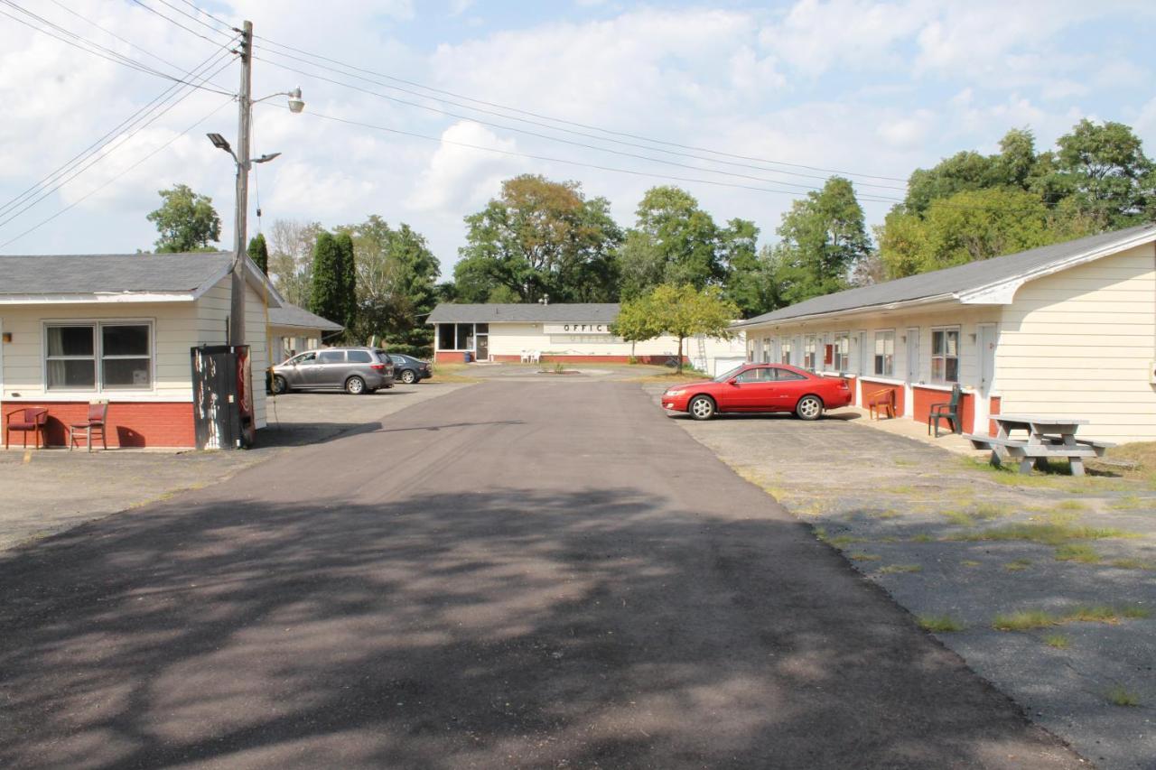 Motel Reedsburg Eksteriør billede