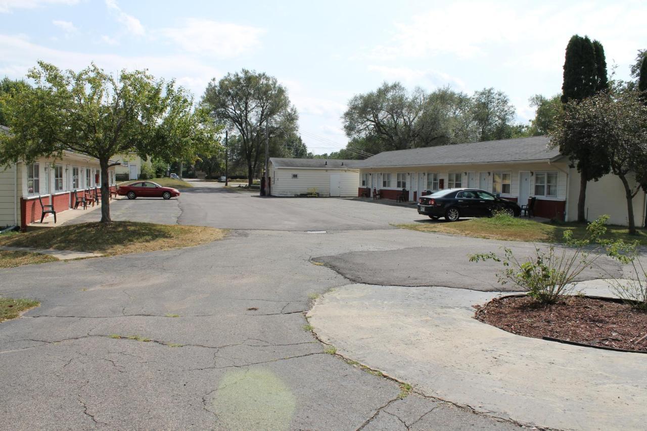 Motel Reedsburg Eksteriør billede