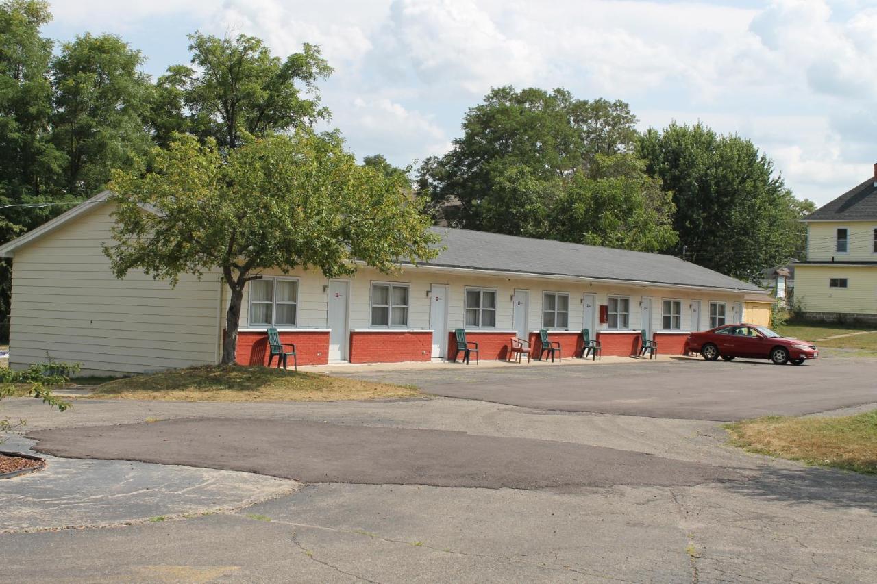 Motel Reedsburg Eksteriør billede