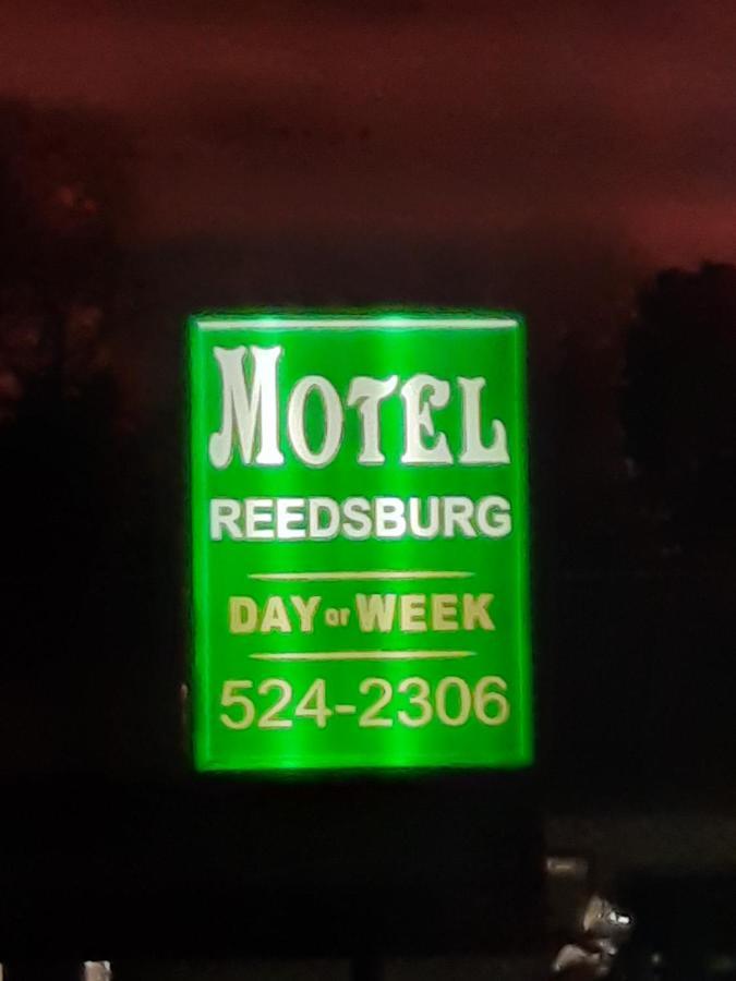 Motel Reedsburg Eksteriør billede