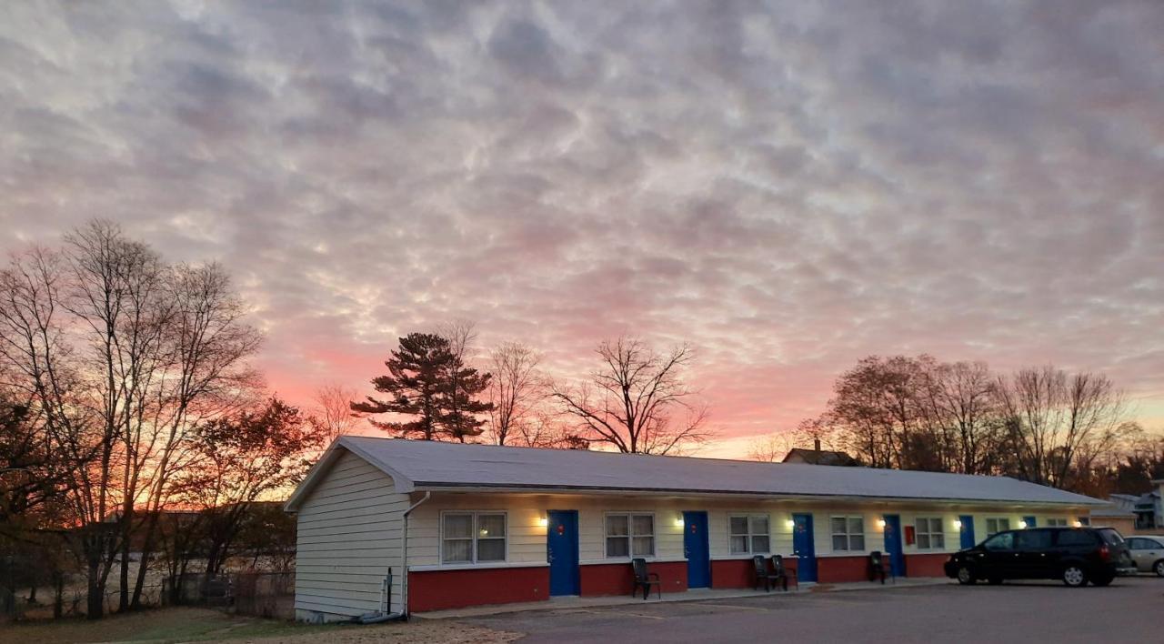 Motel Reedsburg Eksteriør billede